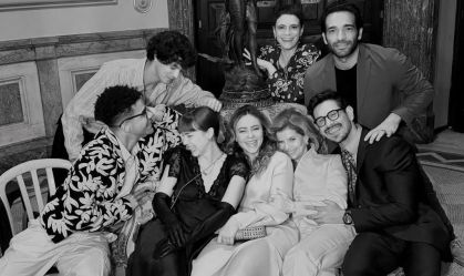 Alice Wegmann mostra elenco de "Vale Tudo" reunido em novo clique