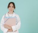 Vestibular de Medicina: 10 universidades públicas com inscrições abertas
