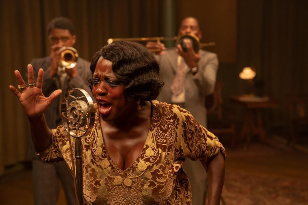 Viola Davis em "A Voz Suprema do Blues" • Reprodução/IMDB