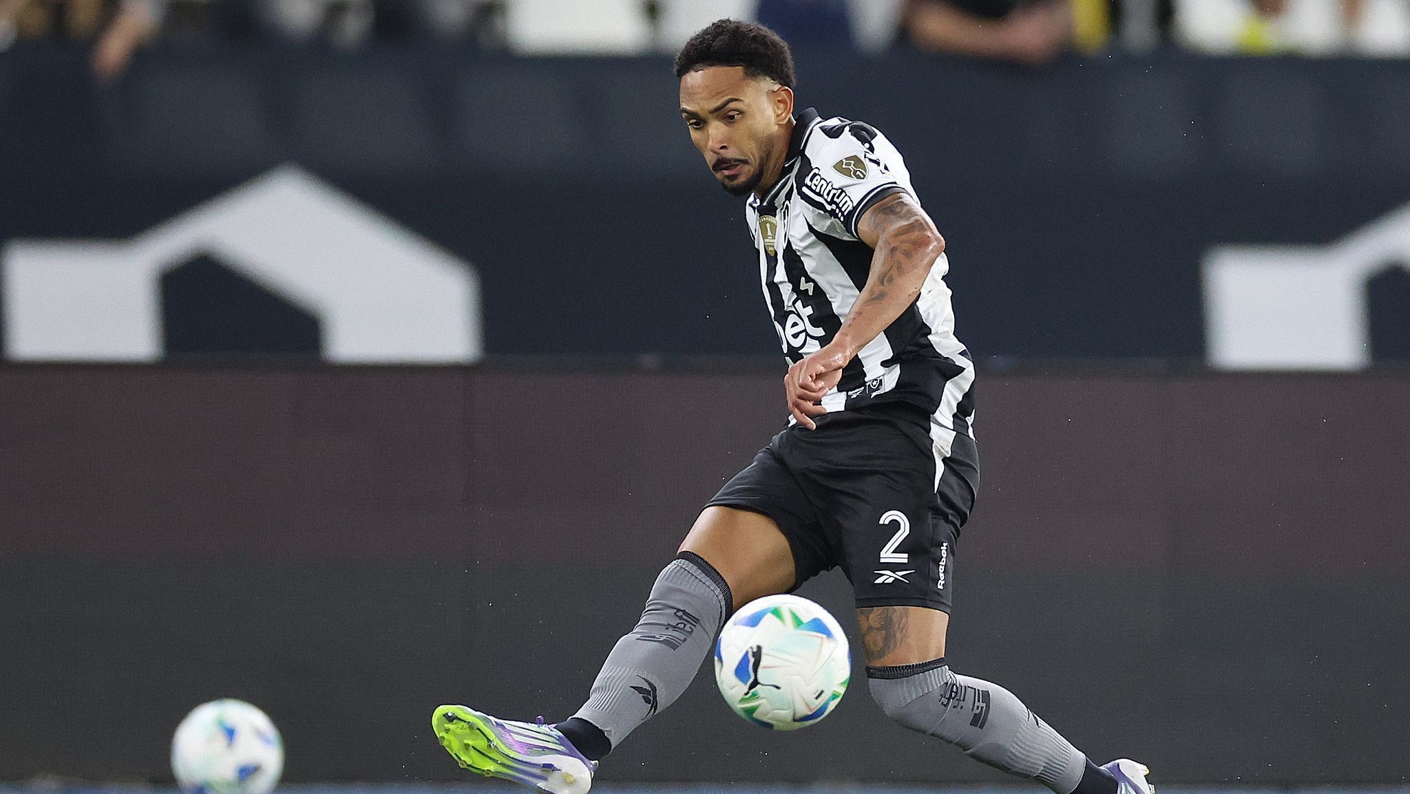 Vitinho, lateral do Botafogo