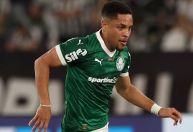 Vitor Roque reage no Palmeiras após "puxão de orelha" de Abel Ferreira
