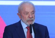 Decisão de União e PP de expulsar ministros é equívoco e bobagem, diz Lula