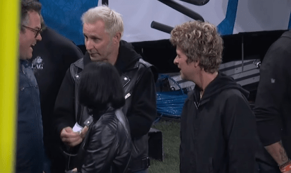 Billie Joe, do Green Day, e outros famosos prestigiam jogo da NFL no Brasil