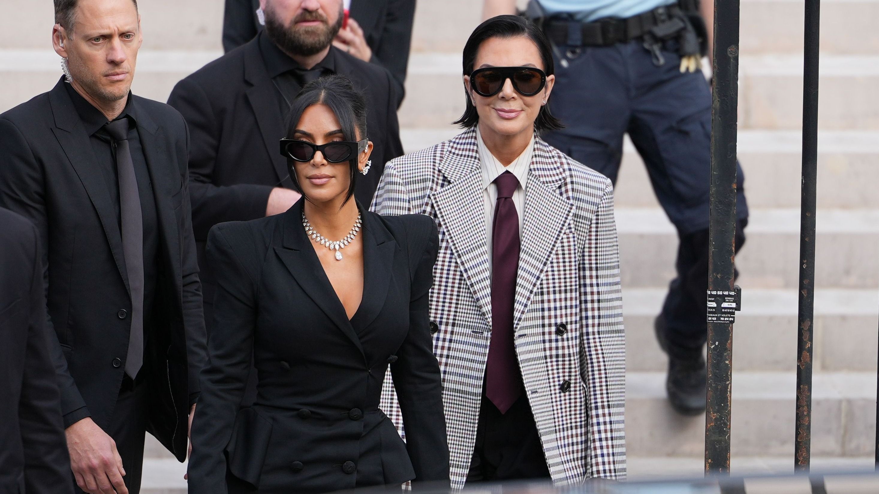 1-kim-kardashian-kris-jenner