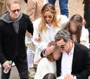 Famosos se despedem em velório da filha de Schynaider Moura
