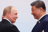Putin aceitou convite de Xi Jinping para visitar a China, diz Kremlin