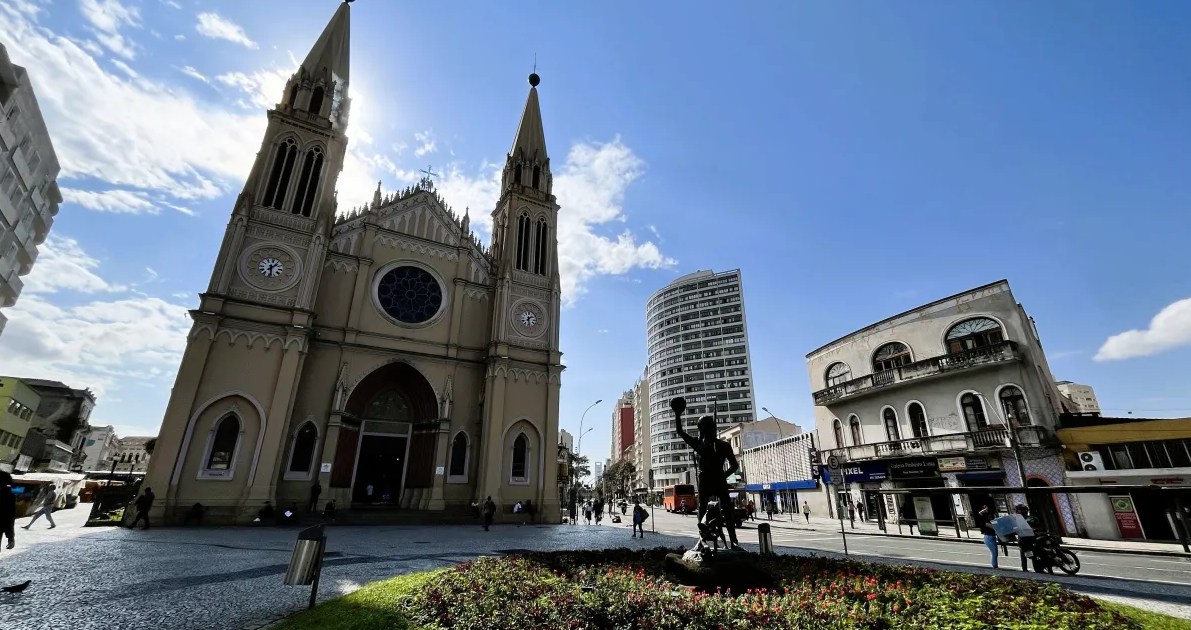 Previsão do tempo para Curitiba: semana com chuvas frequentes