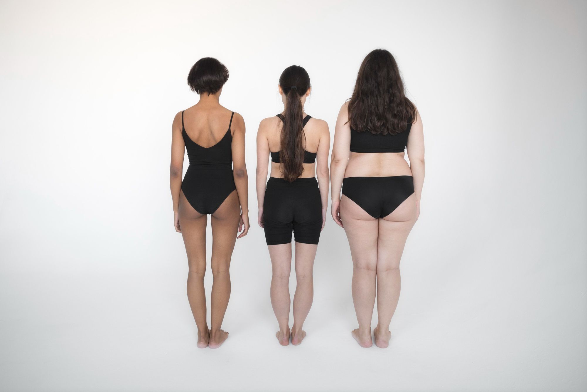três-mulheres-com-diferentes-tipos-de-corpo