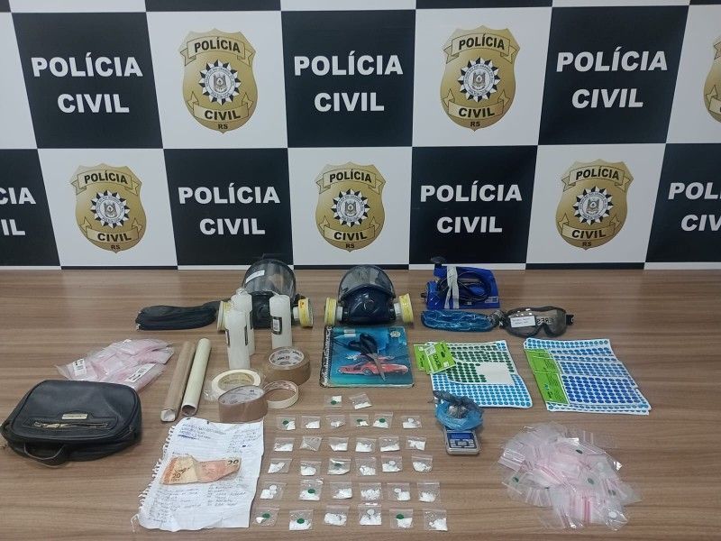 Material apreendido durante operação nesta quinta-feira (25) • PCRS