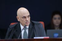 Embaixada dos EUA volta a falar de sanções a Moraes em meio a julgamento