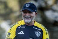 Relembre as últimas estreias de Sampaoli, técnico do Atlético-MG