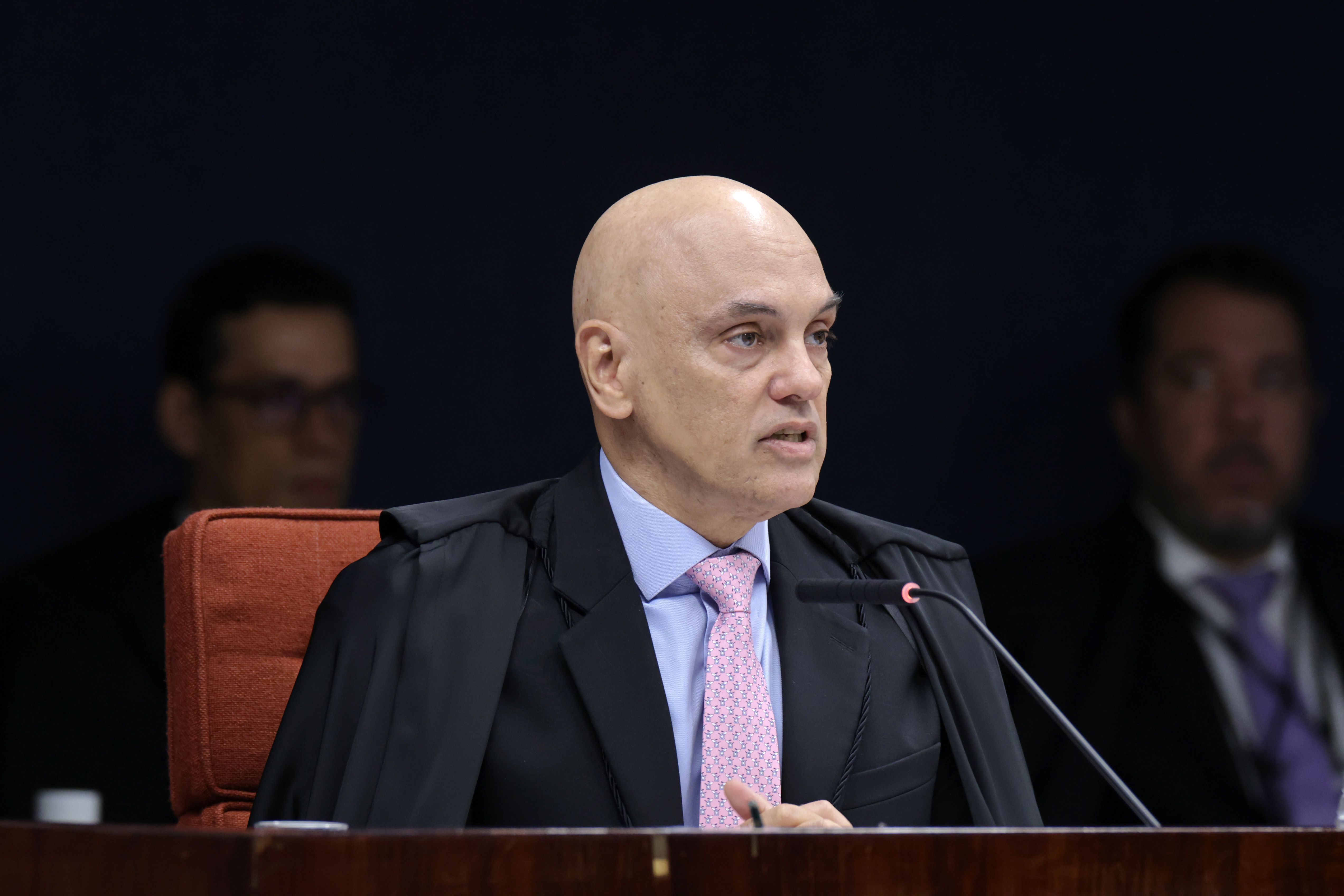 Imagem de destaque do post: Moraes: Forças Armadas são órgãos de Estado, e não de "governos de plantão"