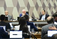 Políticos repercutem rejeição da PEC da Blindagem pela CCJ do Senado