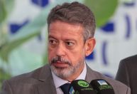 Lira nega uso do IR para "chantagem" e diz que trabalhará para manter texto