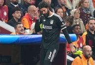 Liverpool vive crise e tem desfalques para jogo contra o Aston Villa