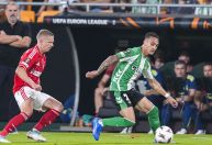 Com gols de brasileiros, Betis e Nottingham Forest empatam na Europa League