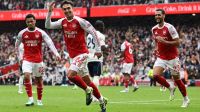Arsenal vence Nottingham Forest e lidera temporariamente a Premier League