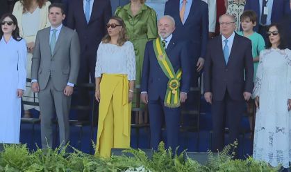 Lula celebra 7 de Setembro sem ministros do STF e presidente do Senado