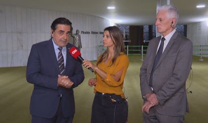 Deputados debatem aprovação de urgência da anistia