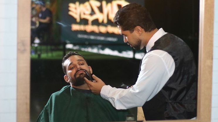 Barbearia em funcionamento no Allianz Parque