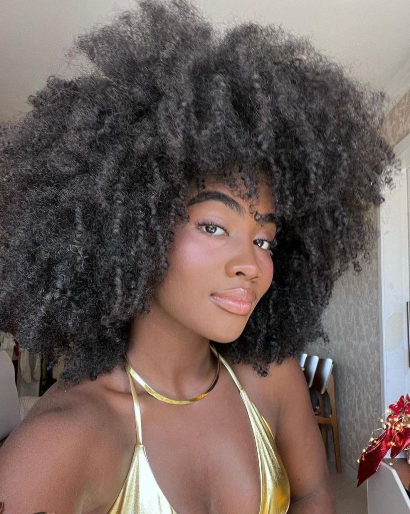 Franja em cabelo black power