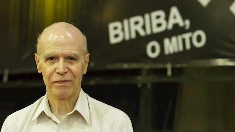 Biriba ganhou fama ao derrotar, aos 15 anos de idade, o então campeão mundial Rong Guotan