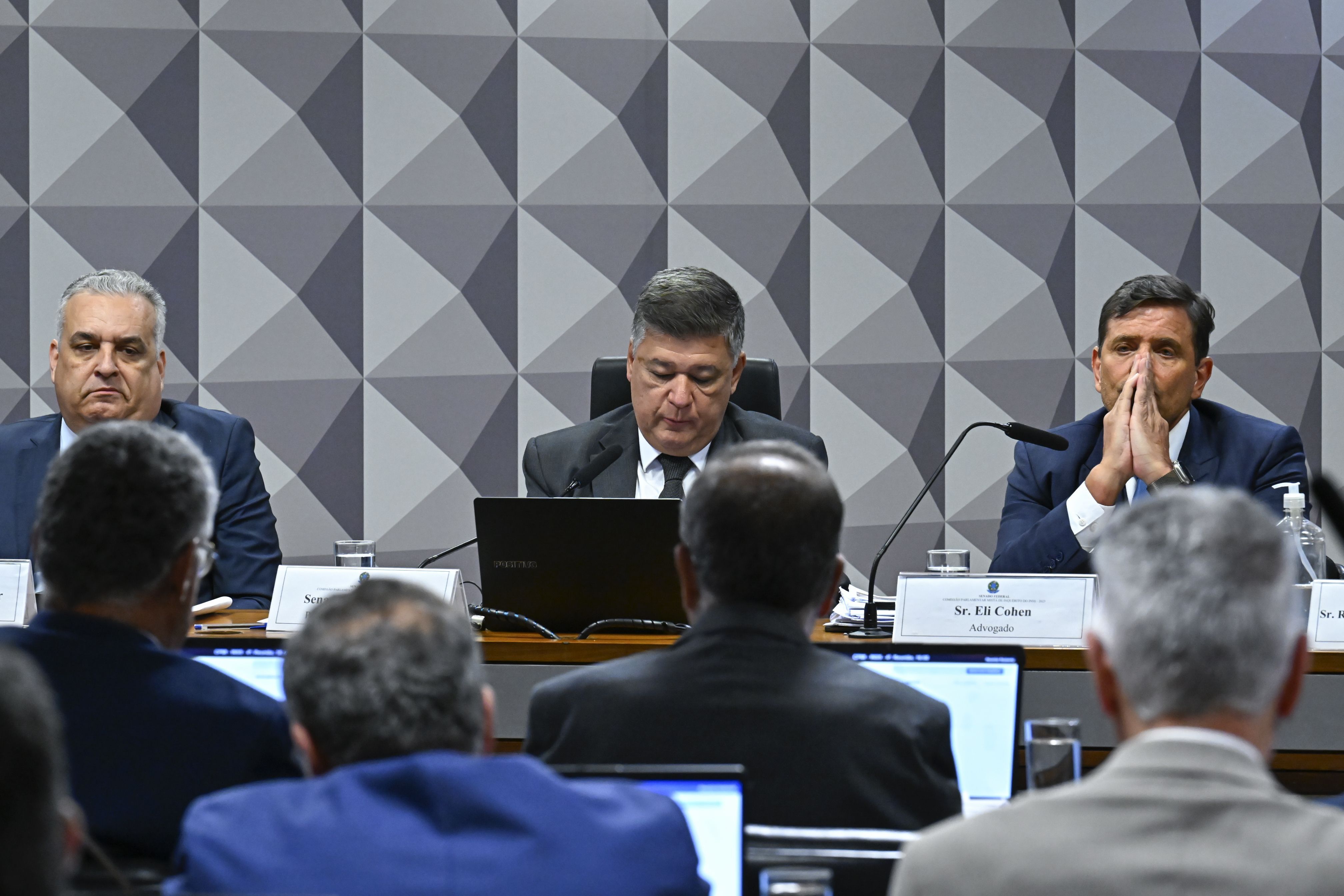 CPMI do INSS encaminha ao STF pedido de prisão preventiva contra 21 ...