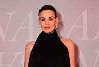 Camila Queiroz comenta expectativa para 2ª temporada de “Beleza Fatal”