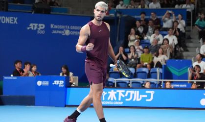 Carlos Alcaraz perdeu na segunda rodada do Masters de Paris