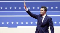 Suspeito de balear o influenciador Charlie Kirk está preso, diz FBI