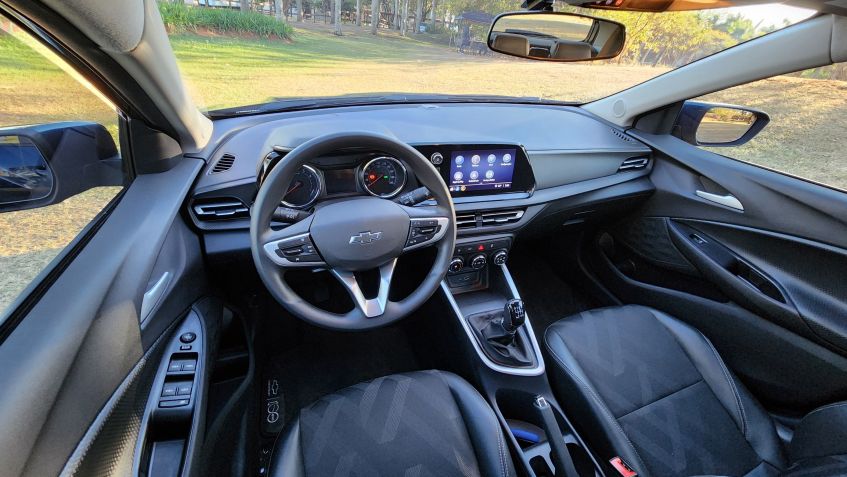 Chevrolet Onix 100 Anos: hatch celebra centenário da GM no Brasil • Thiago Ventura/CNN