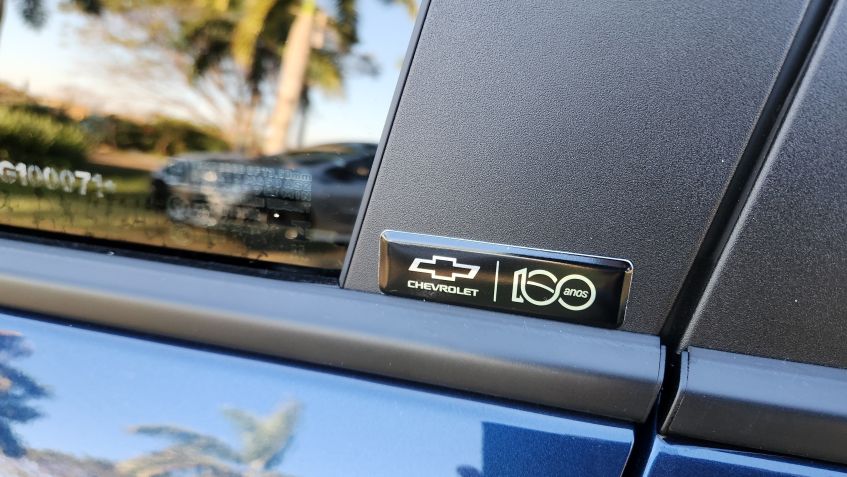 Chevrolet Onix 100 Anos: hatch celebra centenário da GM no Brasil • Thiago Ventura/CNN