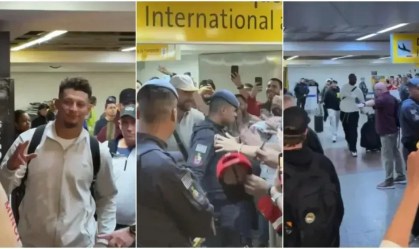 Patrick Mahomes, Travis Kelce e Chris Jones, do Kansas Chiefs, no Aeroporto Internacional de São Paulo-Guarulhos