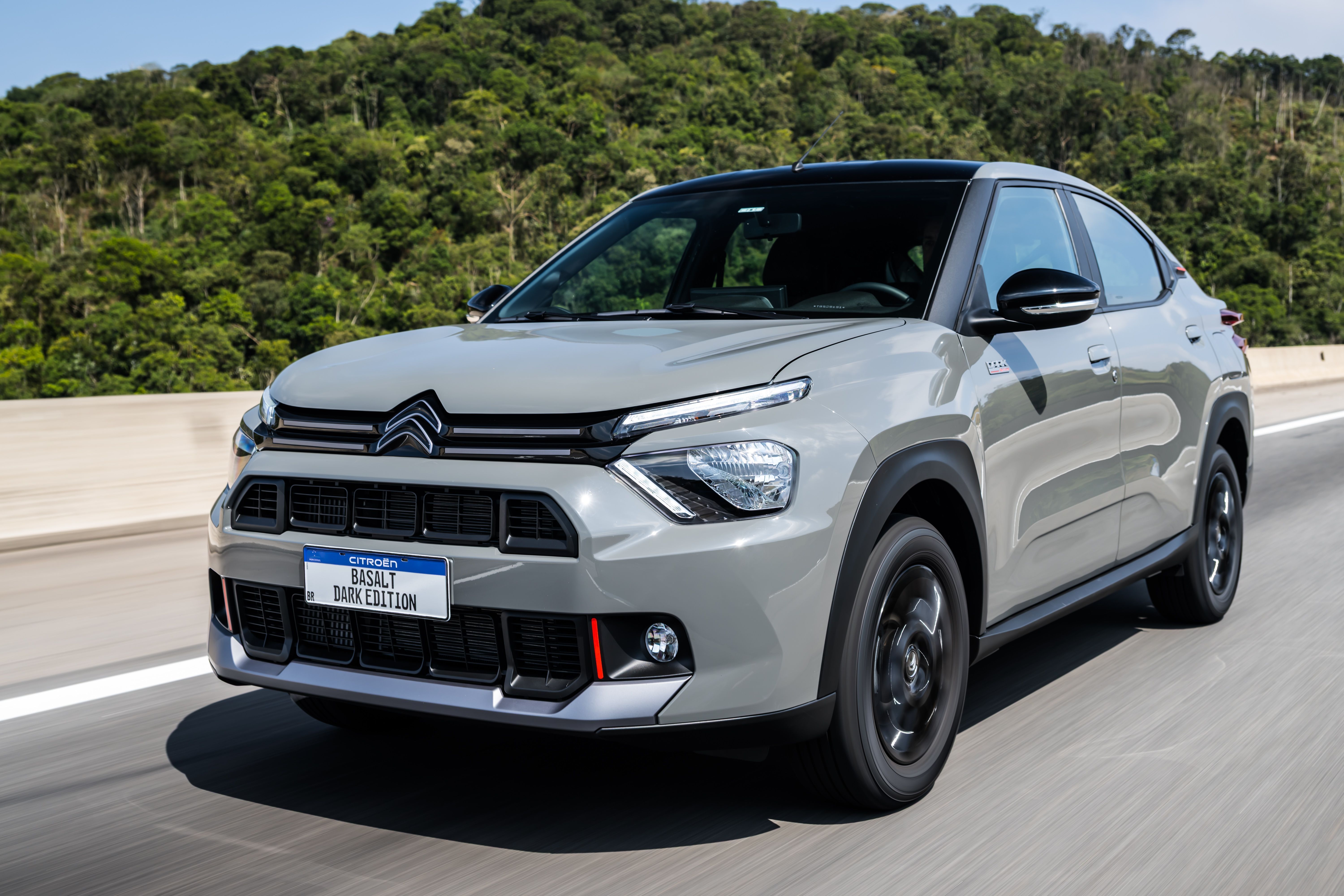 Citroën Basalt Dark Edition: nova versão top de linha • Pedro Bicudo/Citroën