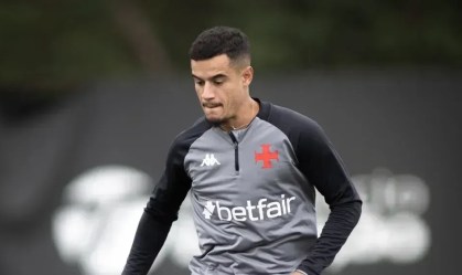 Coutinho está confimado para o clássico contra o Botafogo