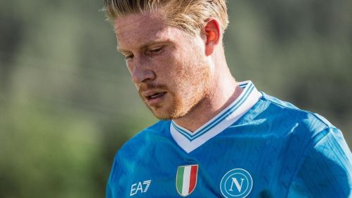 De Bruyne reencontra o Manchester City