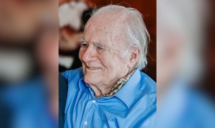 Morre o jornalista Mino Carta, referência da imprensa brasileira