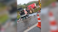 Grave acidente deixa dois mortos e quatro feridos na BR-101, no RJ