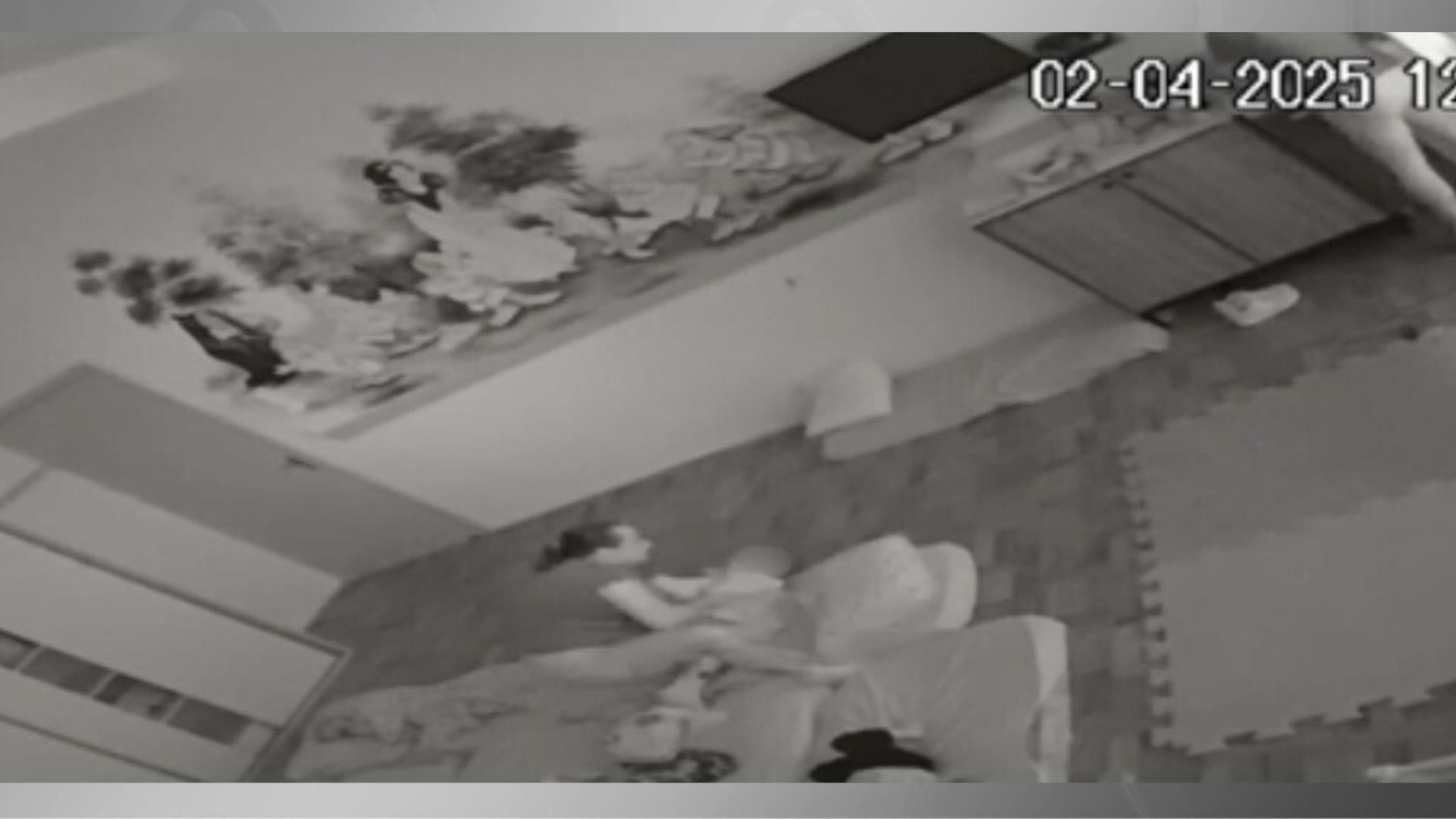 Imagem de destaque do post: Cuidadoras são indiciadas por tortura em escola; criança fraturou clavícula