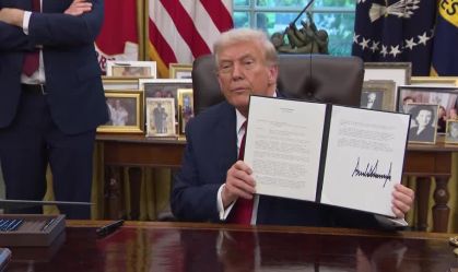 Trump assina decreto que autoriza pena de morte em Washington