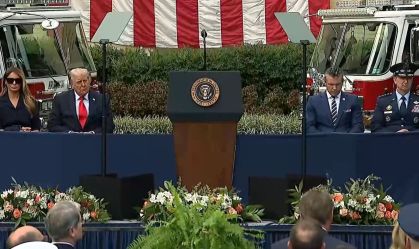 Trump e Melania participam de homenagem às vítimas do 11 de Setembro