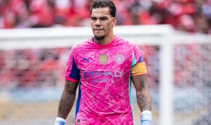 Ederson se despede do Manchester City