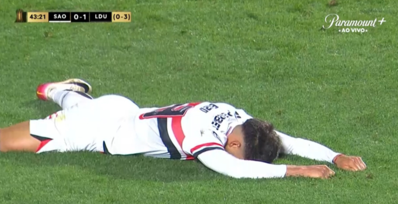 Enzo, jogador do São Paulo