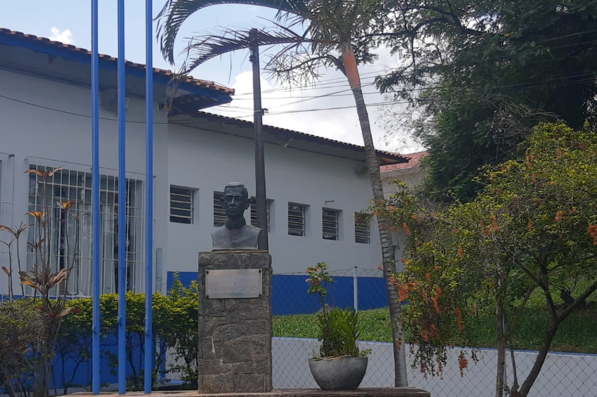 Escola Estadual