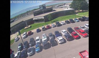 FBI divulga imagens de suspeito de ter atirado em Charlie Kirk