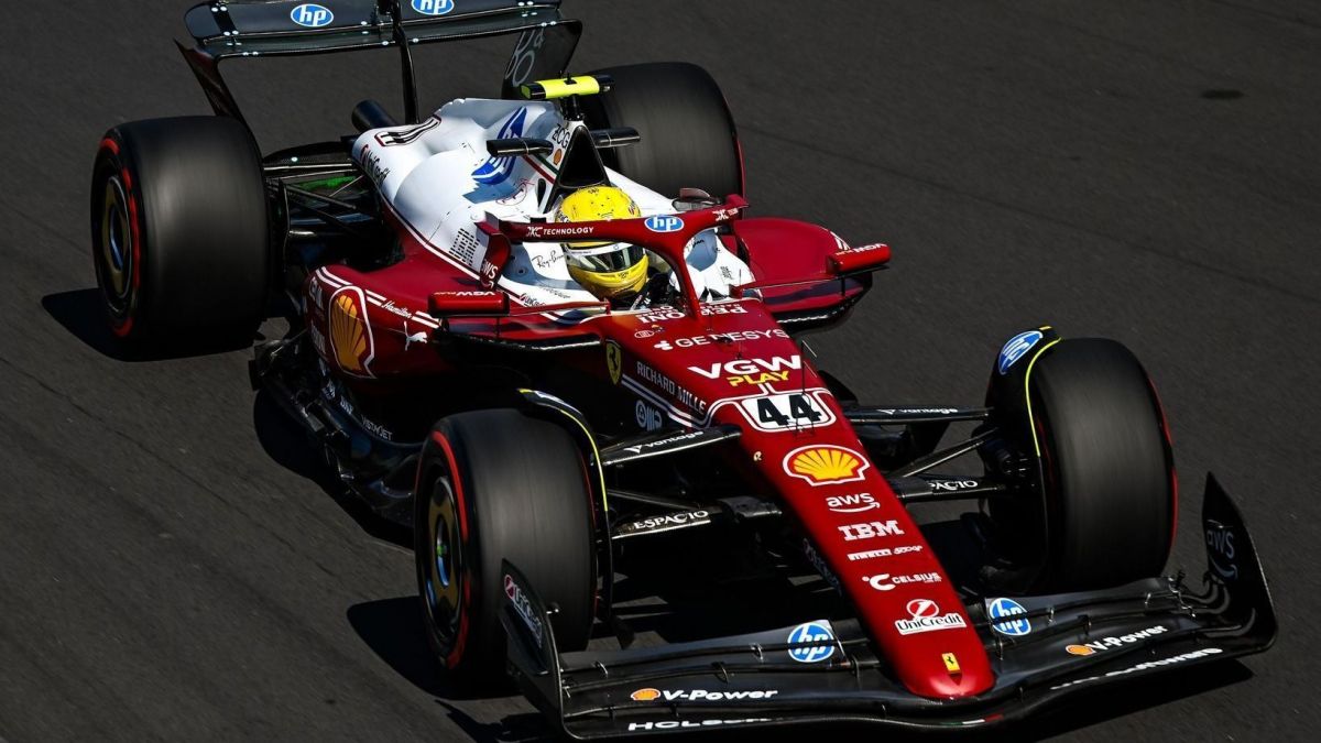 Hamilton e Leclerc surpreendem com dobradinha no TL1 do GP da