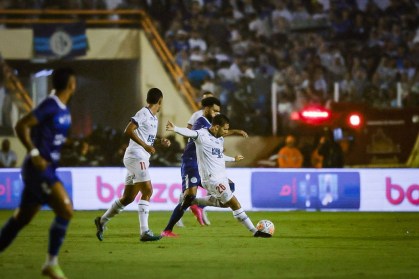 Lance de Confiança x Bahia, pela ida da final da Copa do Brasil