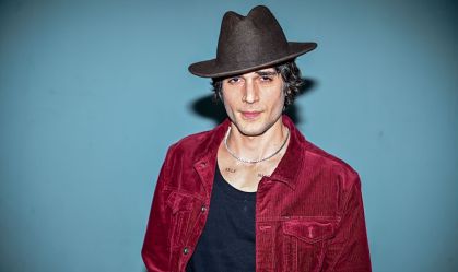 Fiuk esclarece rumores de tentativa de invasão de camarim de Travis Scott