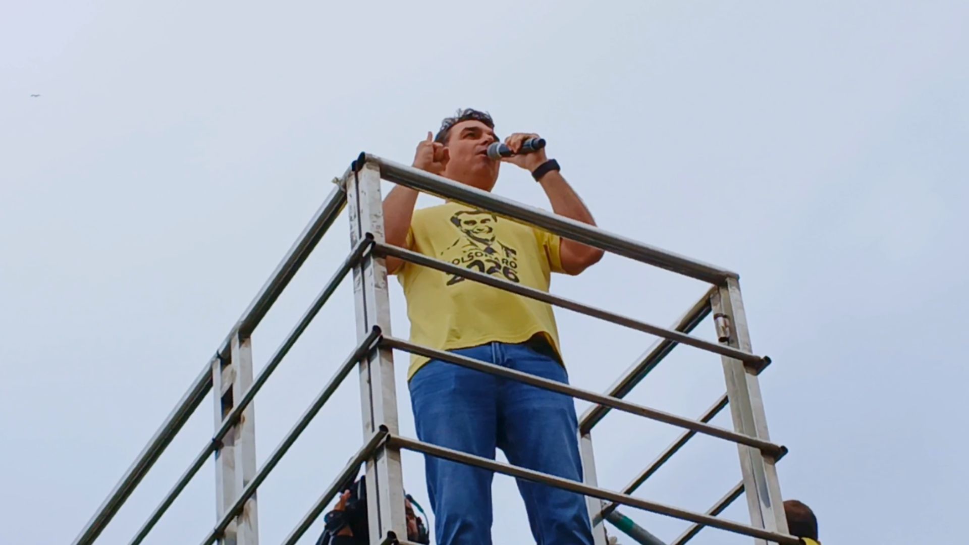 PEC da Anistia é estratégia da oposição para viabilizar perdão das penas.