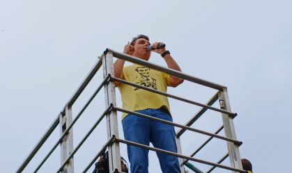 Flávio diz que será contra anistia sem Bolsonaro e cobra Alcolumbre